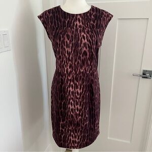 Michael Kors Classic Dress Purple animal print Size 8 *S6